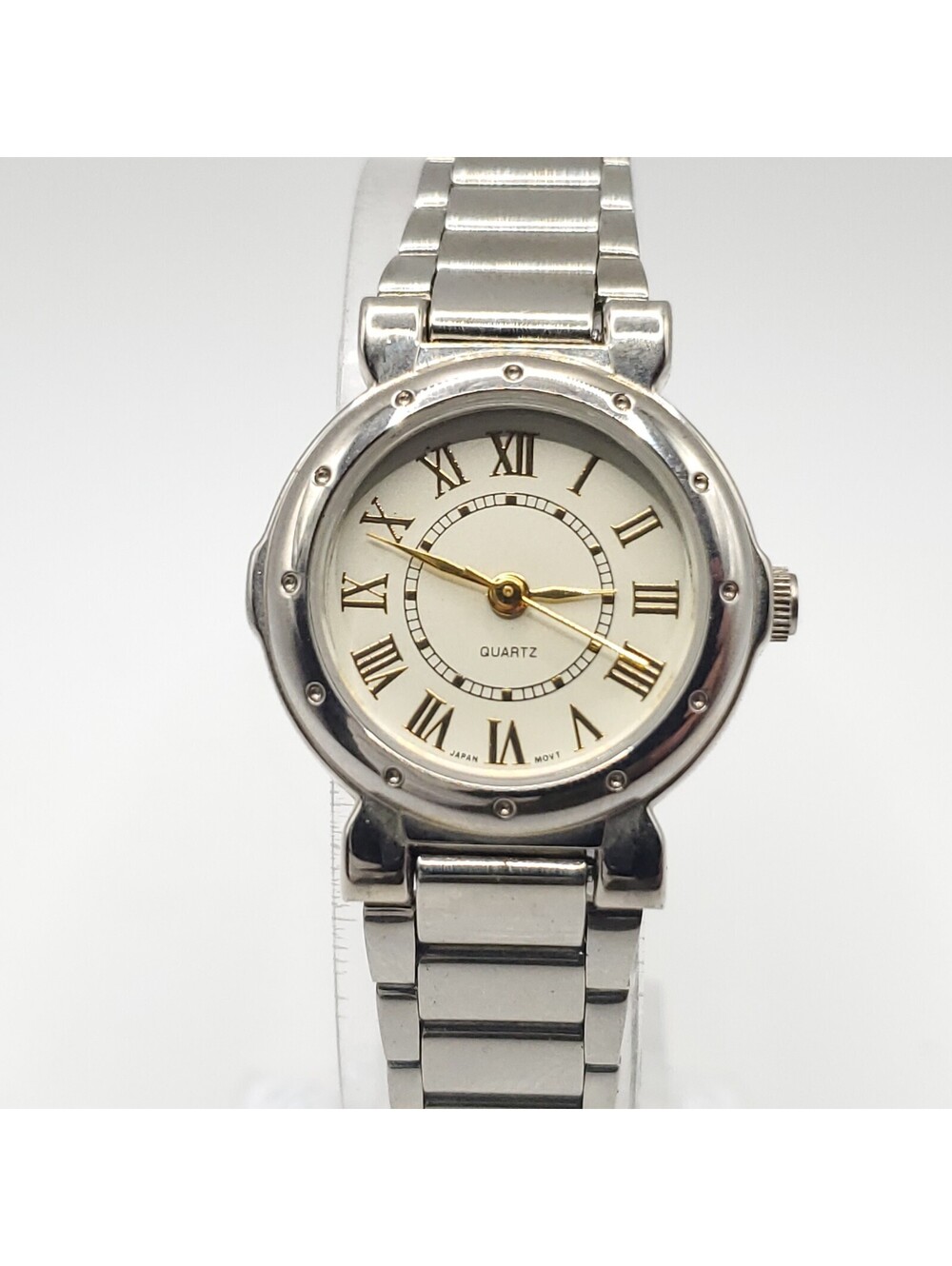Avon Womens Quartz Watch 24mm Silver Tone Adjustable Band New Battery